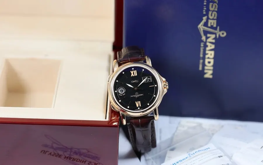 Ulysse Nardin GMT Big Date – – Or rose – Boîte – Révision Ulysse Nardin 2018