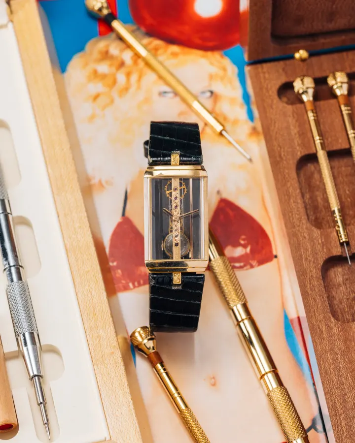 Corum Golden Bridge YG Mid-Size
