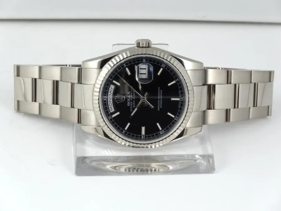 Rolex Daydate Full or blanc cadran noir Réf 118239