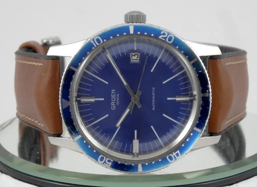 Gruen Submariner Date cadran Bleu Azur