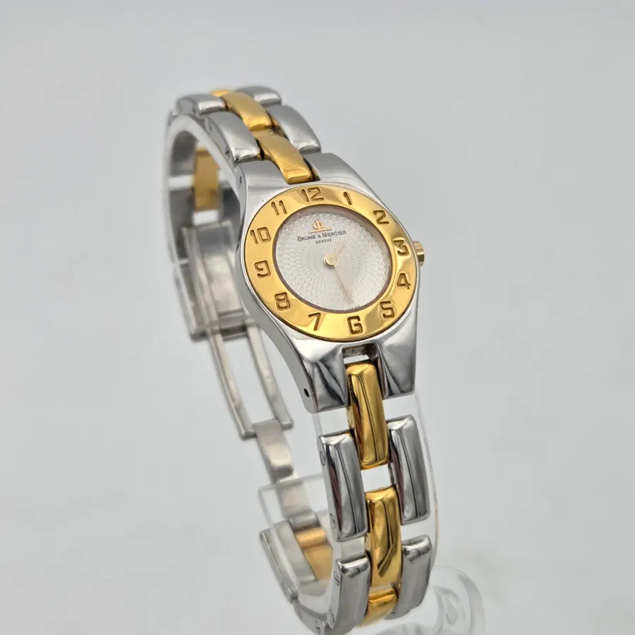 Baume & Mercier Baume et Mercier linea quartz 22mm guilloché dial mv045203