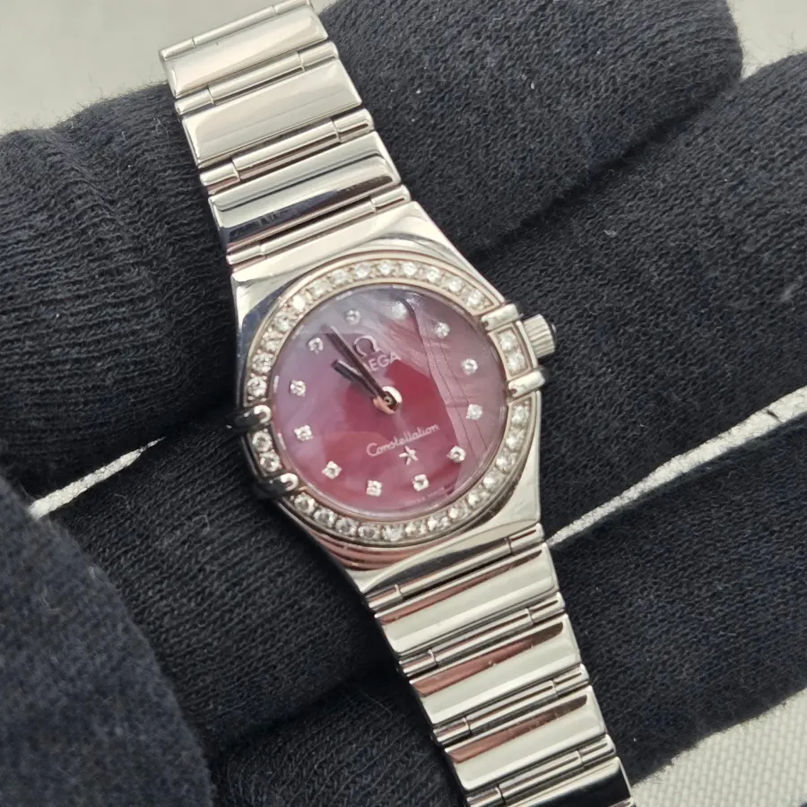 Omega Constellation Lady constellation red MOP 1457.78.00 895.1249